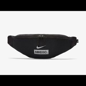 Nike FC Hippack 32 L Unisex New With tag